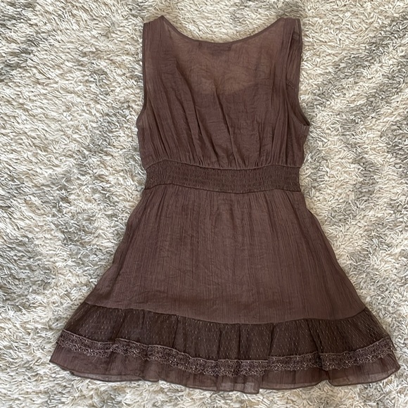 Forever 21 sheer shirt with lace details - Picture 5 of 5